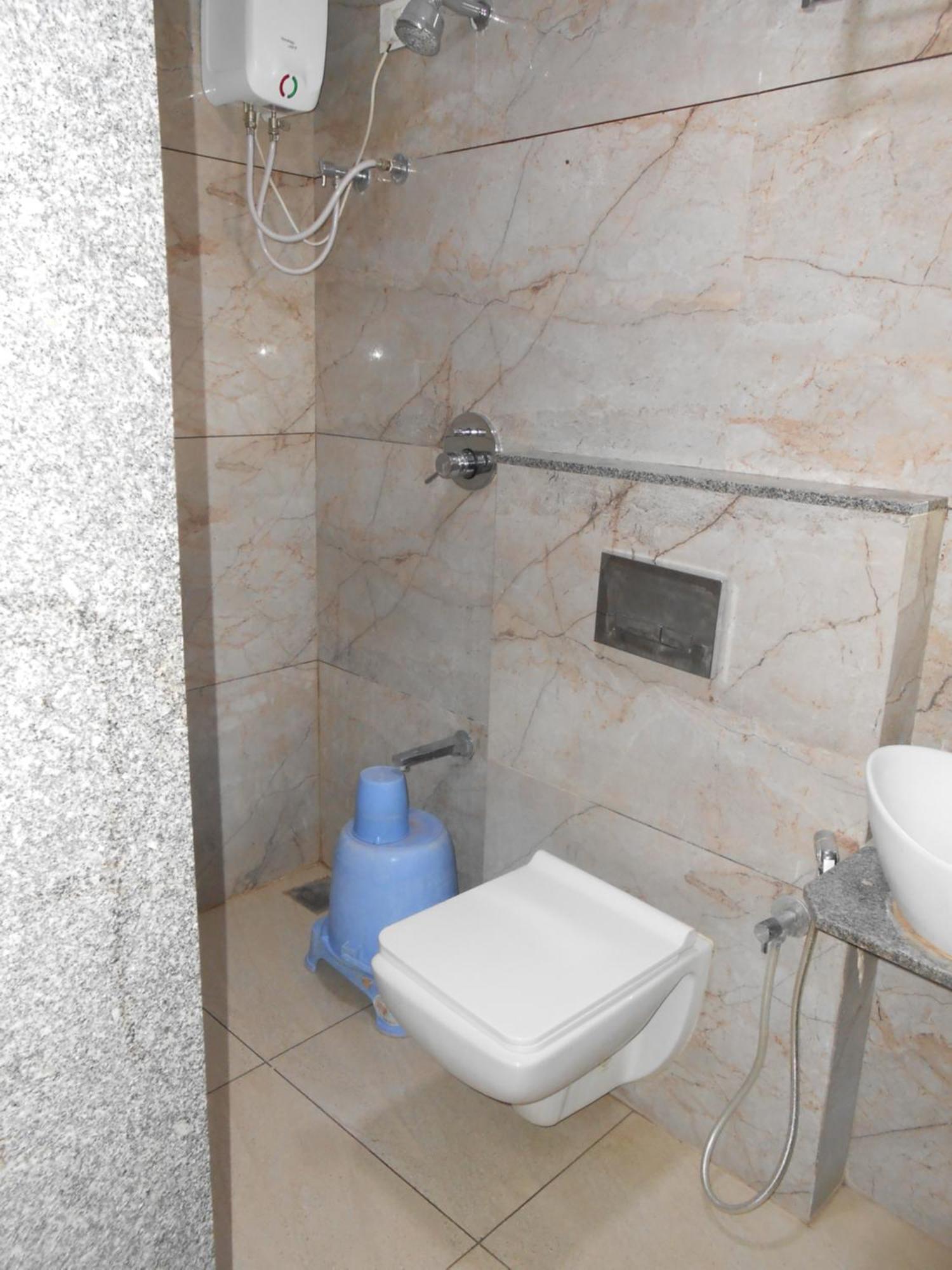Hotel Crossview Palanpur Ngoại thất bức ảnh